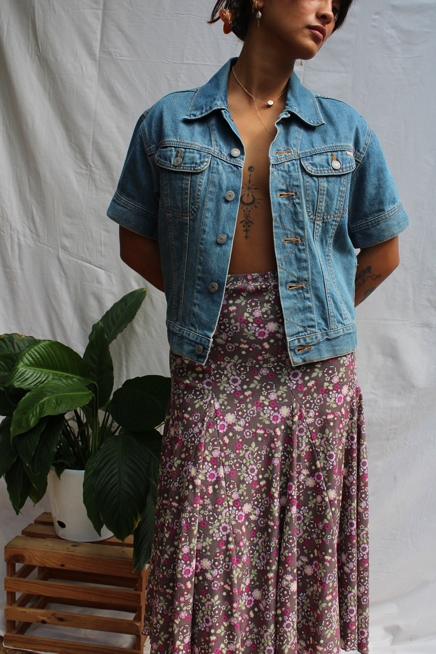 Vintage Light Wash Denim Short-Sleeve Jacket